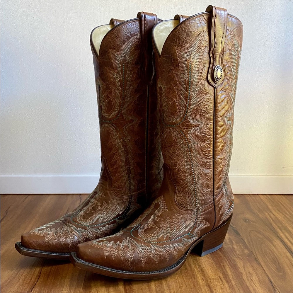 NWT Corral LD Daisy New Embroidery Boots